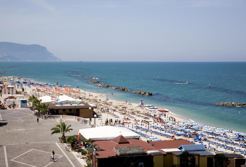 Bianchi Hotel & Residence Porto Recanati Szoba fotó